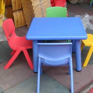 Kids Table and Chair Hire